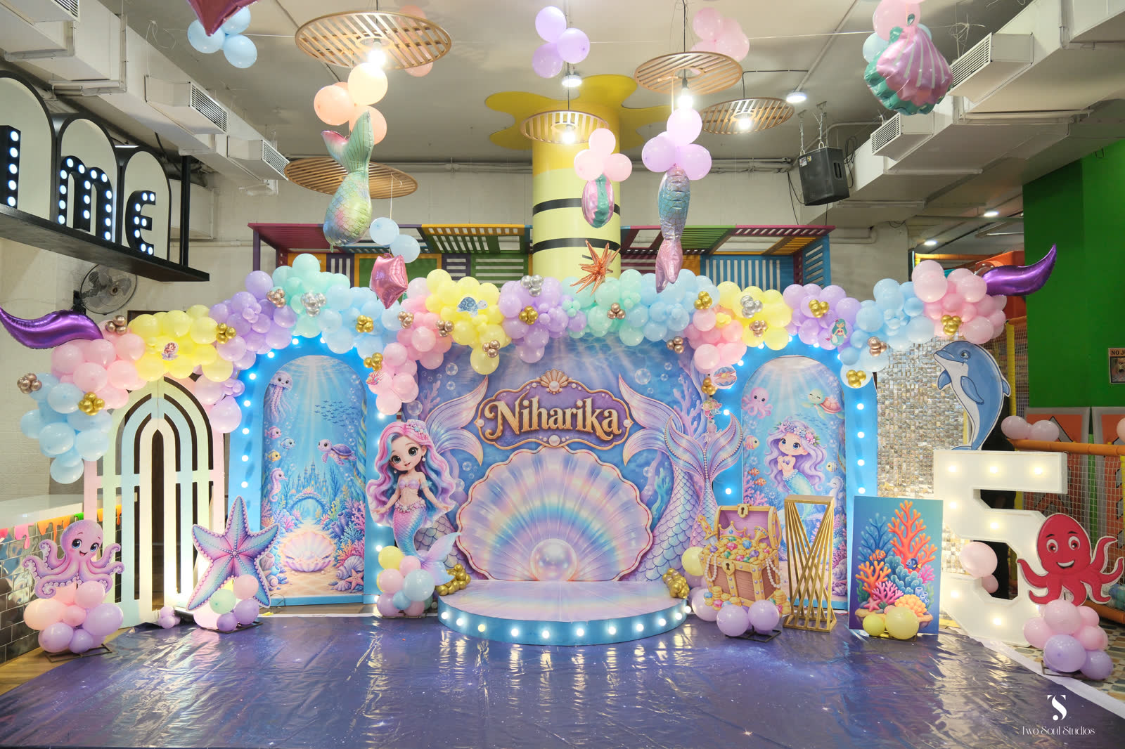 Personalised themed birthday setup at Baccha Party Vashi